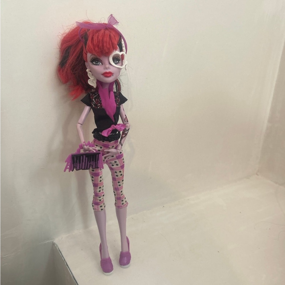 Operetta Scaritage Monster High Dollge